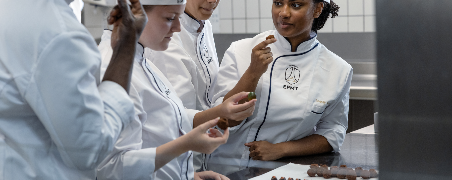 Réaliser des produits de chocolaterie et de confiserie